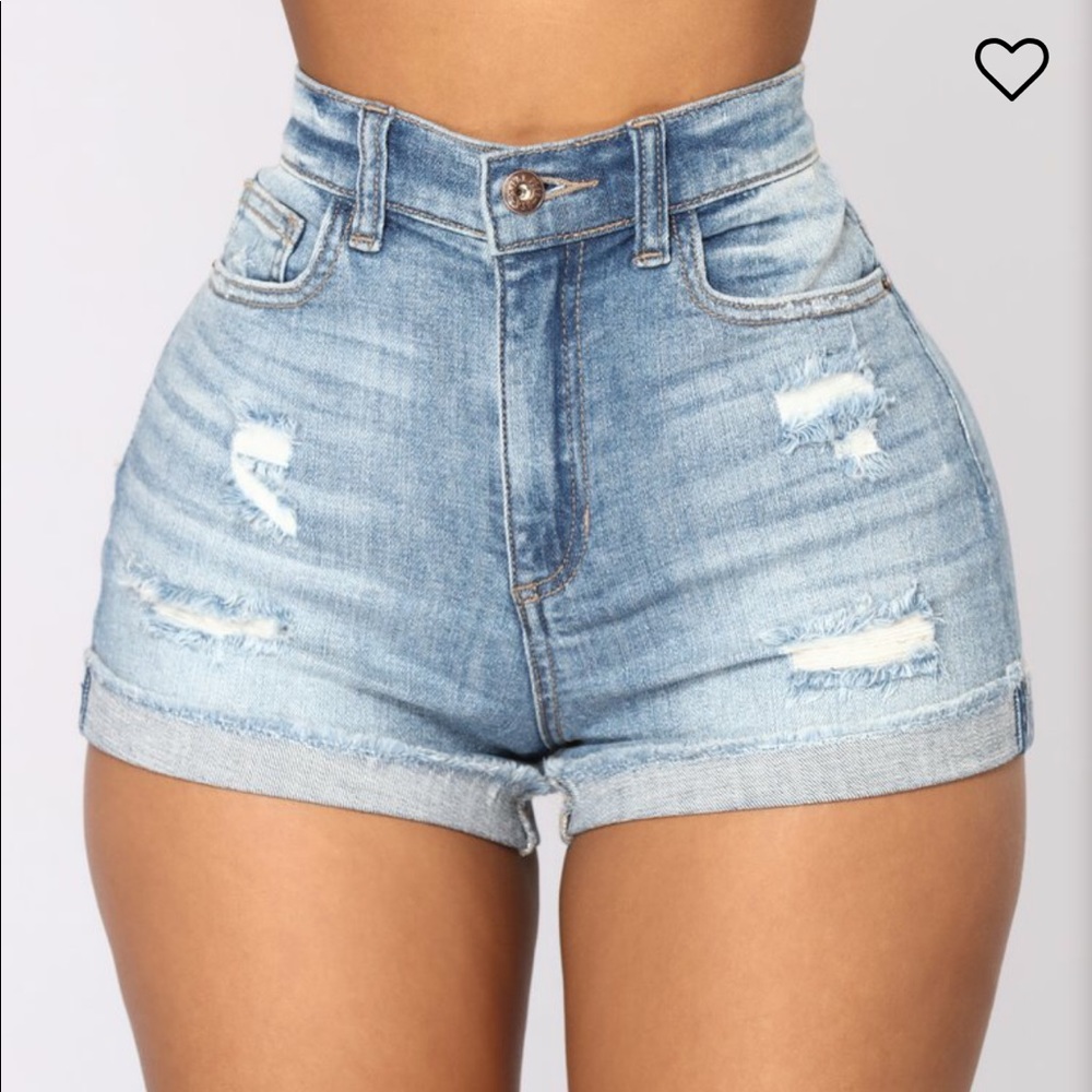 ❗️SOLD❗️FN High Rise Stretch Denim Shorts Sz S